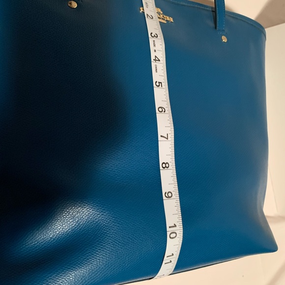 Coach Handbag - Picture 6 of 8